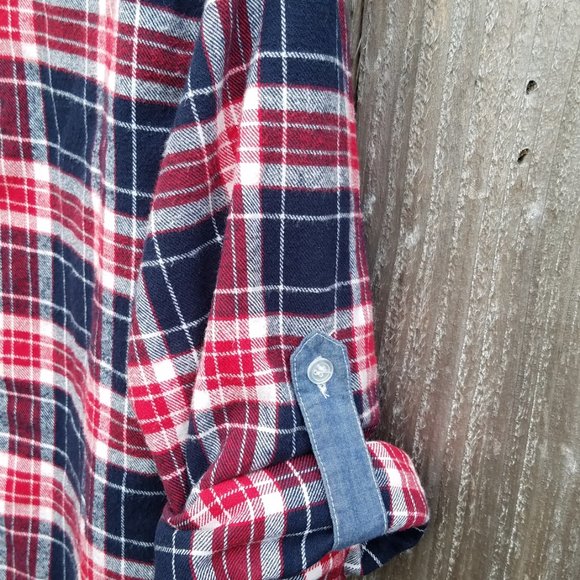 Amongst Friends NYC Plaid Button Down - Picture 3 of 5